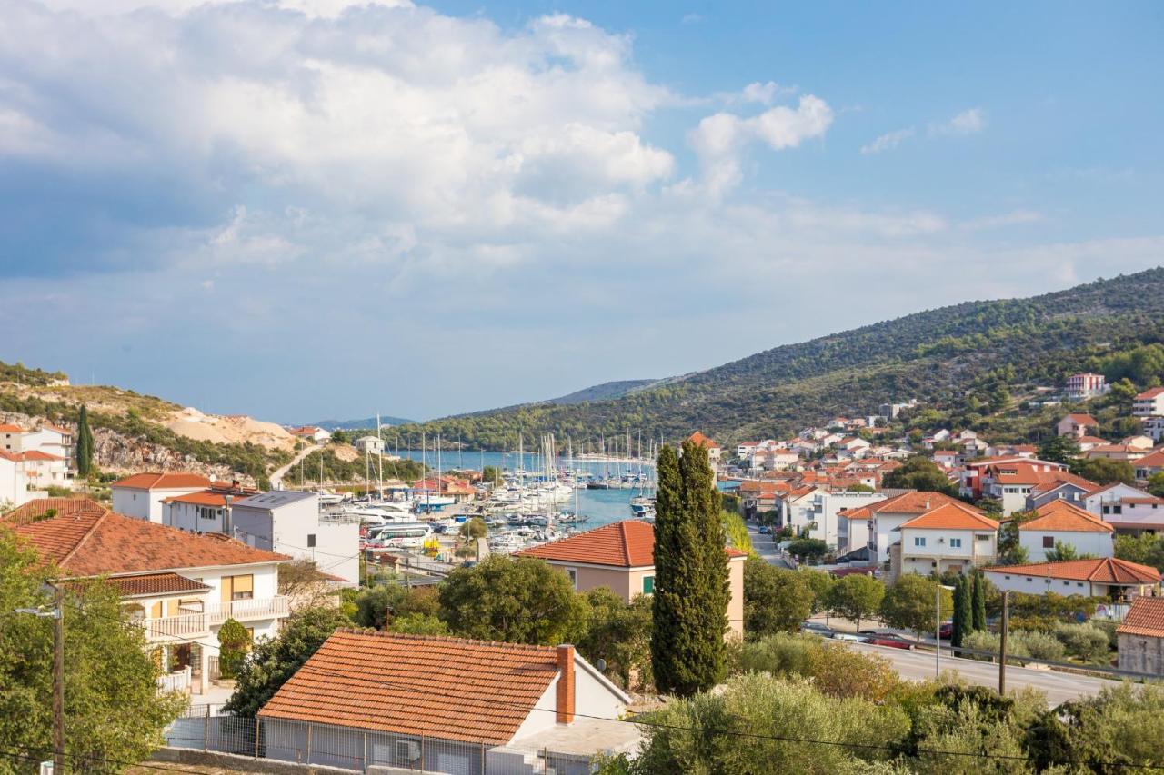 Apartments And Rooms With Parking Space Marina, Trogir - 5953 Exterior photo