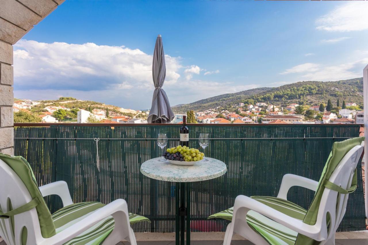 Apartments And Rooms With Parking Space Marina, Trogir - 5953 Exterior photo