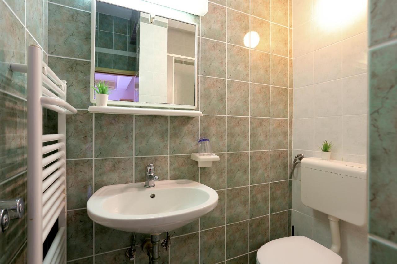 Apartments And Rooms With Parking Space Marina, Trogir - 5953 Exterior photo