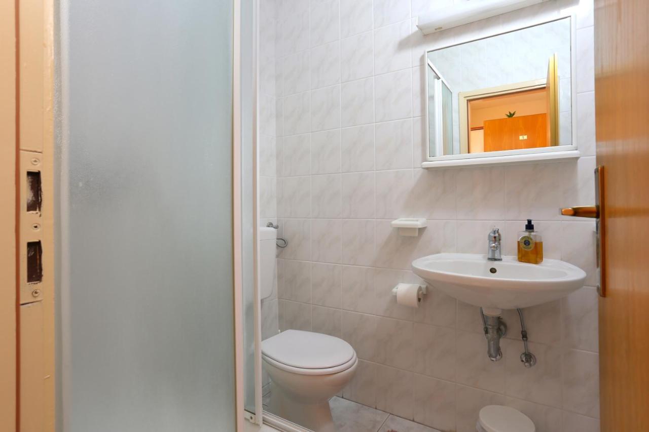 Apartments And Rooms With Parking Space Marina, Trogir - 5953 Exterior photo