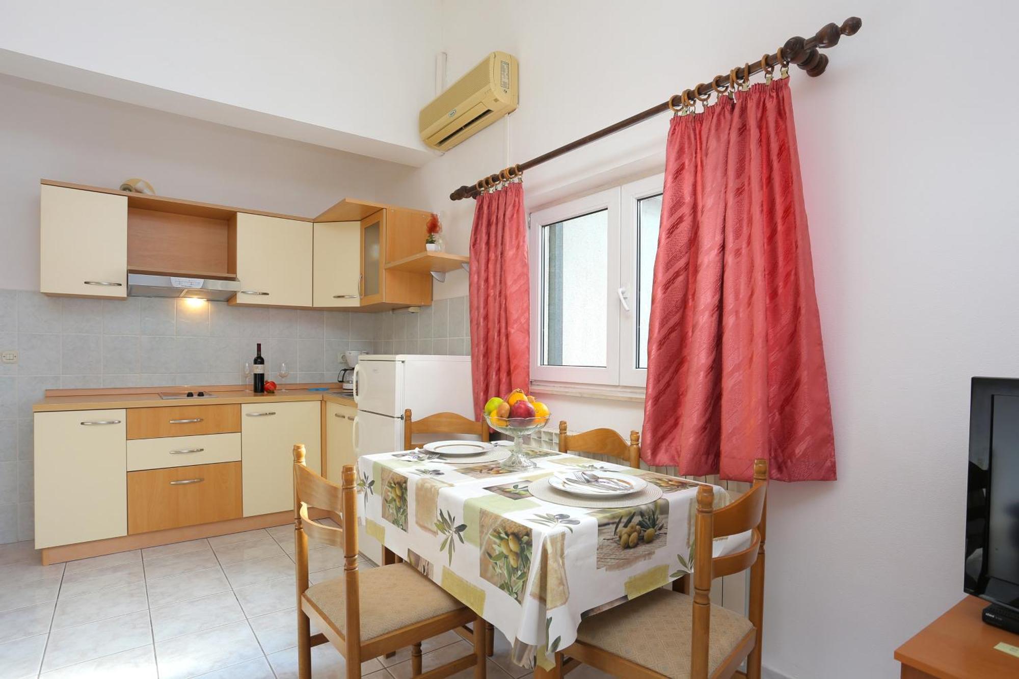 Apartments And Rooms With Parking Space Marina, Trogir - 5953 Room photo